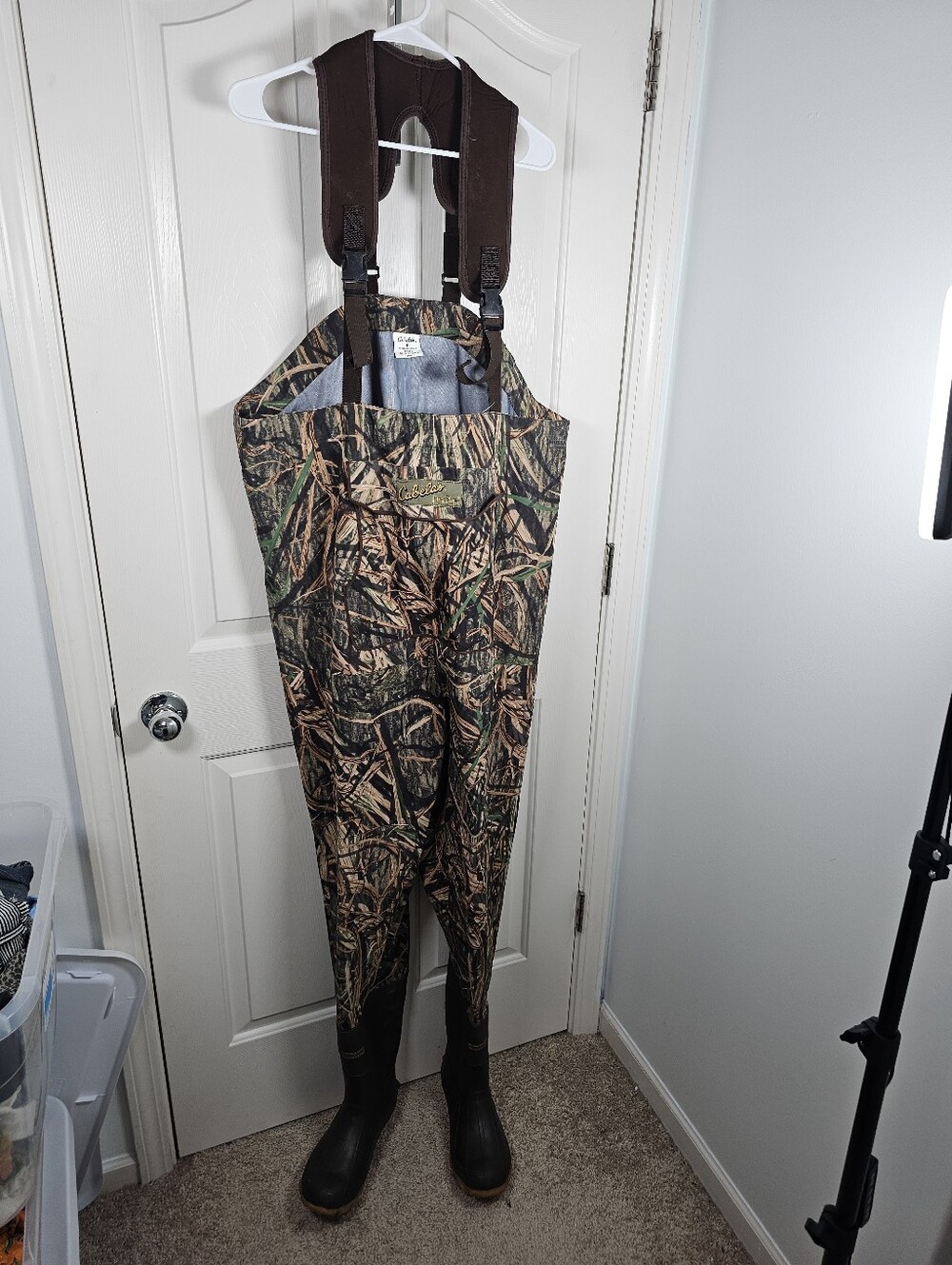 Cabela's DRY-PLUS Breathable Chest Hunting Waders With Boots Size 8